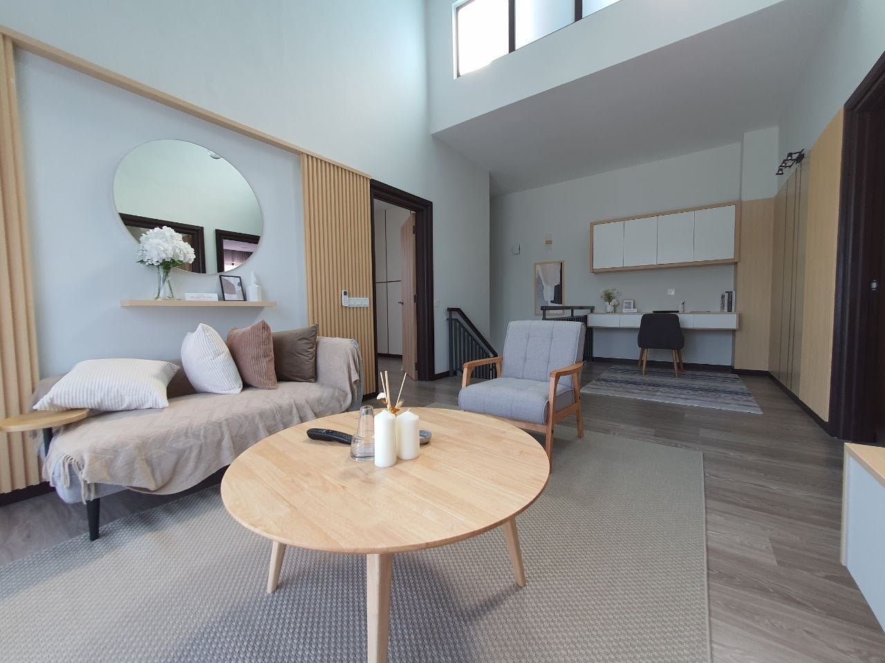 photo_6197500803422470642_y